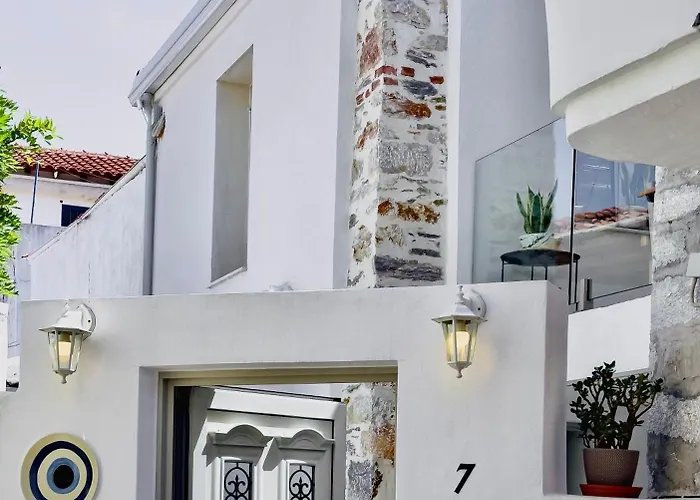 Kefi House Skiathos Town